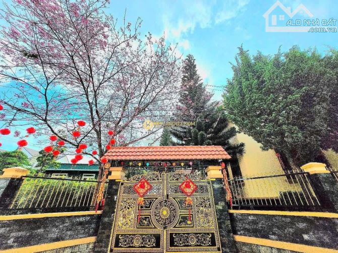 Cần bán villa hẻm ô tô lớn tại đường Nam Hồ, phường 11, Đà Lạt.