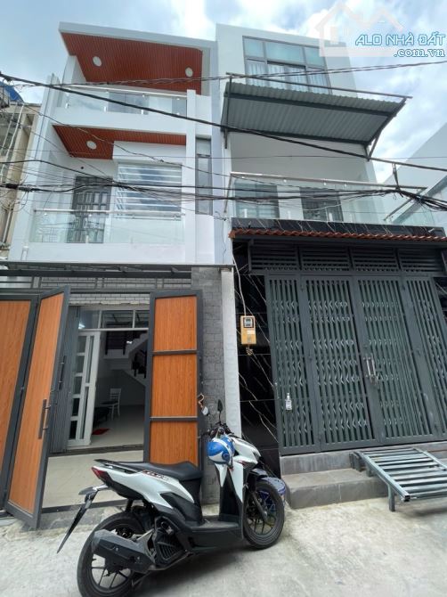 Bán nhà hẻm xe hơi đường Bùi Tư Toàn, An Lạc, Bình Tân, 4x13m, 3 tầng, giá 5.7 tỷ TL
