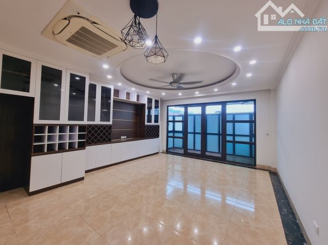 SIÊU PHẨM TT ĐỐNG ĐA - Ô TÔ TRÁNH, NHÀ 7 TẦNG THANG MÁY HIỆN ĐẠI, 53m, 7 tầng, 31 tỷ