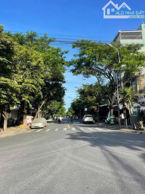 CHÍNH CHỦ BÁN LÔ GÓC LÊ THƯỚC.VỚI HOÀNG BÍCH SƠN.222M. GIÁ RẺ
