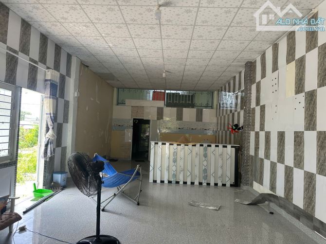 Bán nhà 2 mặt tiền Nguyễn Công Trứ, Tân An, LaGi giá đầu tư ngay KDC Lương Thực