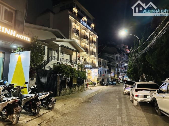 NHÀ PHỐ 4 TẦNG MẶT TIỀN PHAN NHƯ THẠCH LÕI TRUNG TÂM CÁCH CHỢ ĐÀ LẠT 500M GIÁ 9,8 TỶ