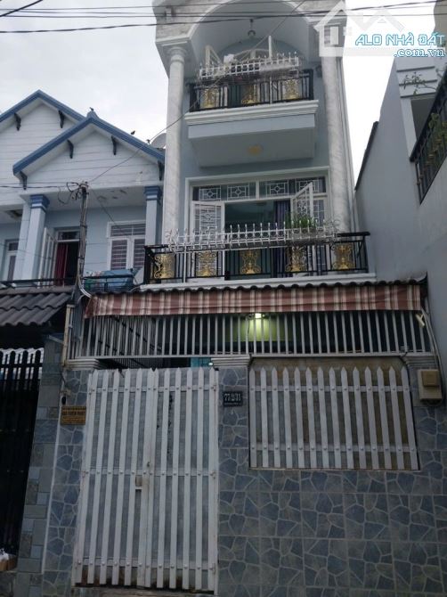 BÁN NHÀ 3 TẦNG KIẾN TRÚC HIỆN ĐẠI PHÚ MỸ Q7  DT: 4m x 14.5m (Tổng 58m²) – Sổ hoàn công đầy