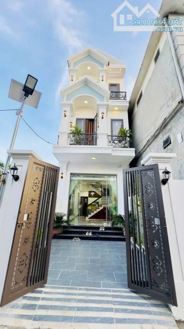 Độc lập, oto đỗ cửa,  3 tầng sân cổng xây độc lập tại Hy Tái, Hồng Thái, An Dương 🚘 vào