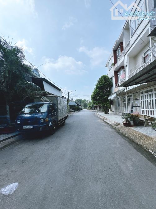 Bán nhà 212m full thổ cư mặt tiền chính khu 18 Hộ Tân Biên gần GX Hà Phát