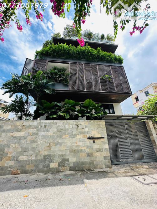 BIỆT THỰ ĐẲNG CẤP TRUNG TÂM Q1.HẦM 4 LẦU.HỒ BƠI SÂN THƯỢNG. TRẦN KHẮC CHÂN,Q1 GIÁ 115TỶ