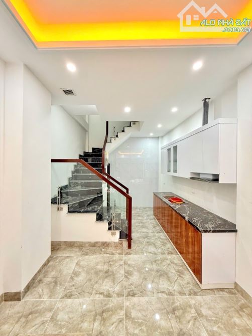 💥💥💥 PHÂN KHÚC 5 Tỷ - ÔTÔ TRÁNH - KHU VỰC QUẬN UỶ BẮC TỪ LIÊM - VĂN TRÌ - CẦU DIỄN