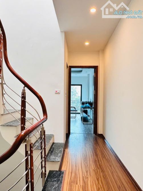 Nhà Lai Xá, Hoài Đức, ô tô, KD, dt 42m, 4 tầng, giá 6,2 tỷ