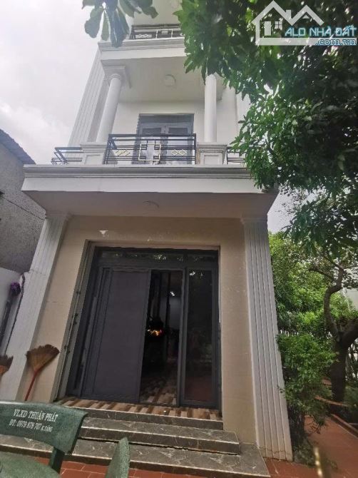 Bán nhà 3 tầng KHU PHÂN LÔ đường TX52, phường THẠNH XUÂN, Q12, dt169m²(4,1x40).Hẻm 10m