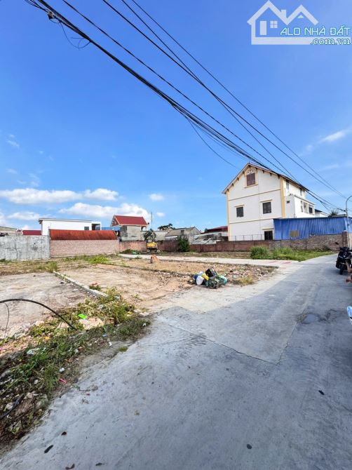 Bán đất Hoàng Lâu, 60,3m2. Ô tô vào tận đất