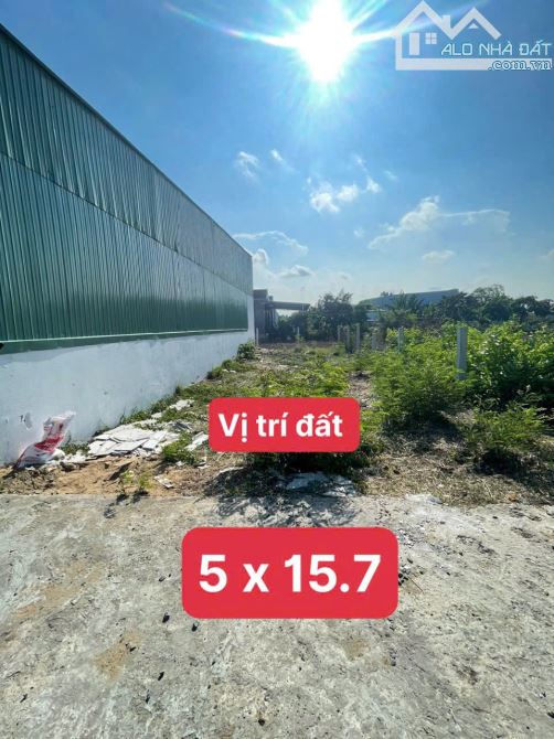 Xót Lại Nền Đất Thổ Đẹp 5 x 15m, Sổ Hồng Riêng Xây Dựng Tự Do. Thể Hiện Lối Đi
