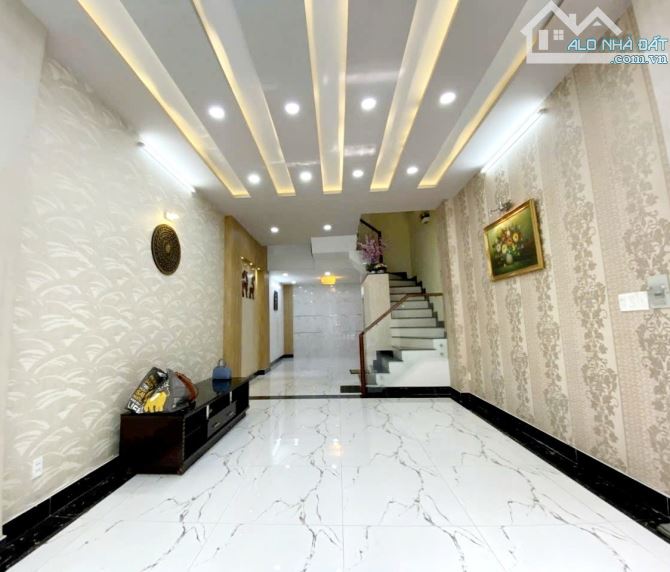 Gấp bán nhà số 102/...Lê Văn Thọ F11, Gò Vấp, 53m2, 5 tầng, 4PN, nhỉnh 7 tỷ
