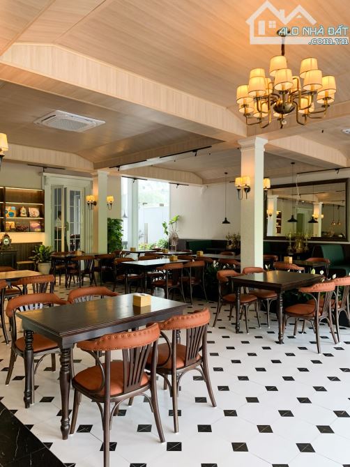 CỰC HIẾM - BÁN NHÀ MẶT PHỐ NGUYỄN TRUNG TRỰC - BA ĐÌNH - 130M2 - 4.8M MẶT TIỀN - 55 TỶ
