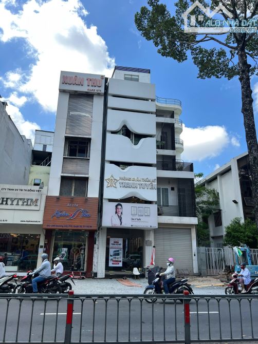Bán nhà MT thương hiệu Nguyễn Trãi Quận 1, 4.5x20m, Hầm + 7 Tầng - HĐT: 5000usd, giá 39 tỷ