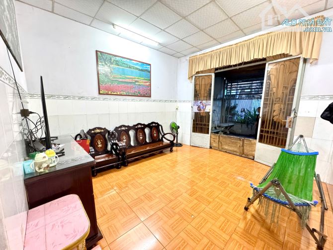 CHỦ GỞI BÁN NHÀ HOÀN CÔNG P. BÌNH CHIỂU 2 LẦU, 5X15=65,6M2, HẺM 2 XE HƠI, ĐƯỜNG LÊ THỊ HOA - 10