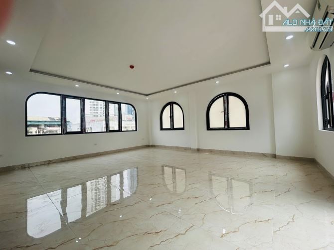 Nhà ngõ 62/8 Nguyễn Chí Thanh, 8 tầng thang máy, 2 mặt ngõ xây mới đẹp - 11