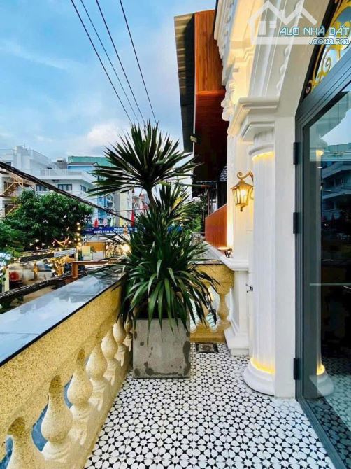 🏡NHÀ 5 TẦNG CAO CẤP - THIẾT KẾ TÂN CỔ ĐIỂN - ĐƯỜNG 12m KINH DOANH SẦM UẤT - P.14 GÒ VẤP - 11