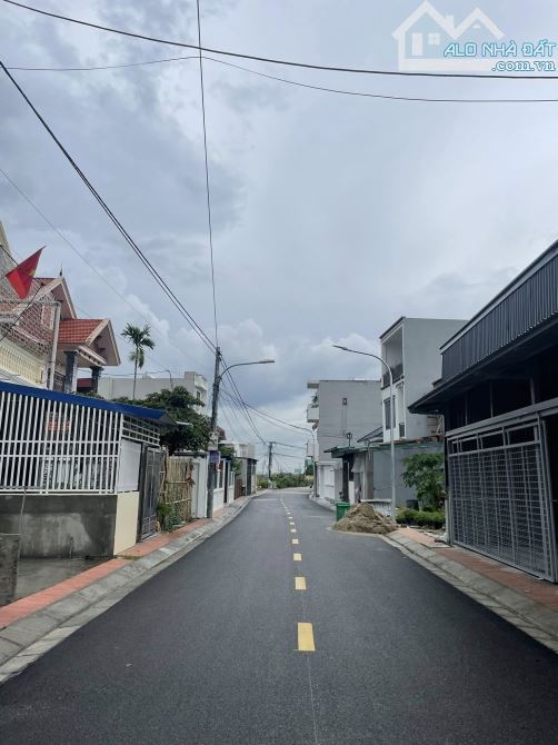Đất tuyến 2 trục chính Quỳnh Hoàng, đẹp như vẽ giá chỉ nhỉnh 2 tỷ đồng - 1