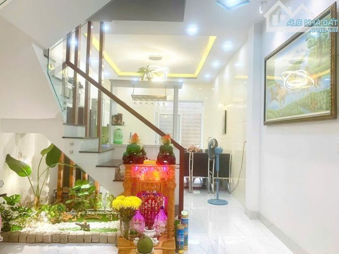 🔥TƯƠNG LAI  RỰC RỠ - HỘ KHẨU HOÀNG MAI - CÁCH Ô TÔ 50M - 30M2, 5 TẦNG XÂY MỚI - NHỈNH 4TỶ - 1