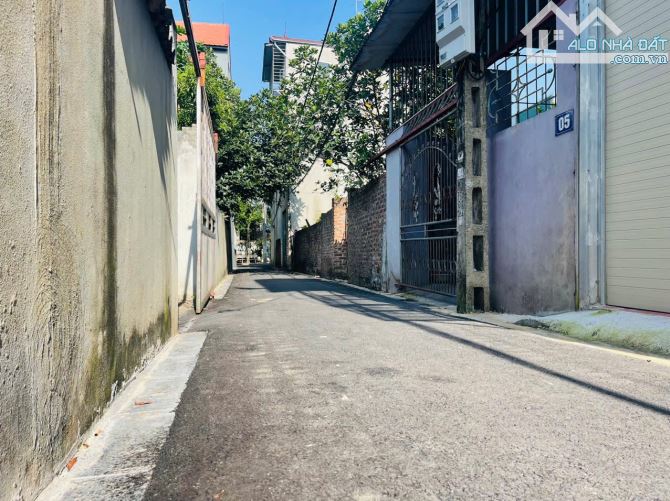 Bán đất đẹp thôn Đìa Nam Hồng Đông Anh , xã Phúc Thịnh , vị trú đệp vài bước ra sân chơi - 1