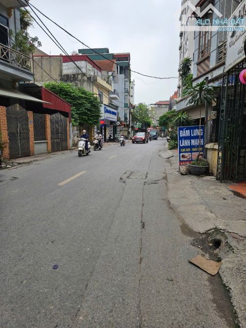Chính chủ bán nhà lô góc mặt phố Bà Triệu Hà Đông,KD siêu đỉnh, 175m², MT 15m, giá 45.9 tỷ - 1