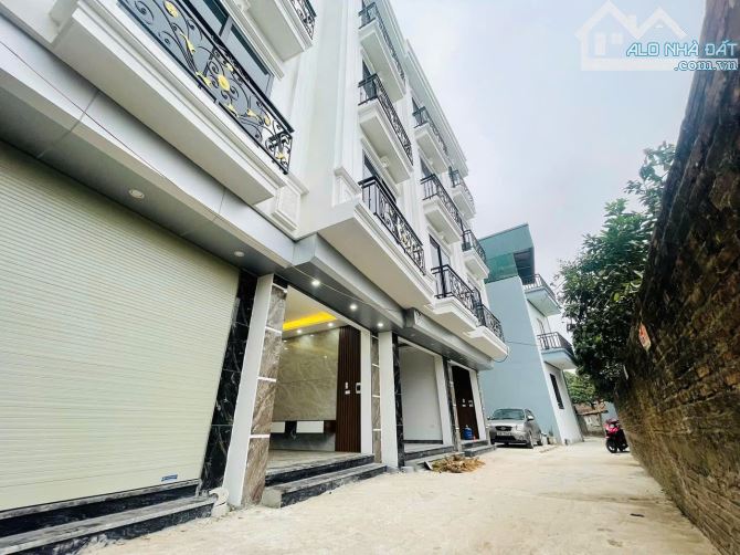 Ô TÔ Đỗ Cửa- Bán nhà 4T xây mới DT 45M2 - Gía 3ty950 ngay gần ĐL Thăng Long , vành đai 4 - 1