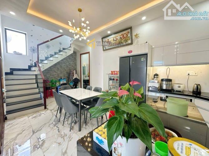 VILLA 200M2 VUÔNG VỨC, 5PN 4WC HẺM Ô TÔ TRỊNH HOÀI ĐỨC P11 GIÁ 11 TỶ - 1