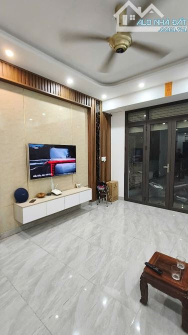 🏡 BÁN NHÀ 3 TẦNG TẠI QUỲNH CƯ, HÙNG VƯƠNG – GIÁ CHỈ 2,45 TỶ - 1