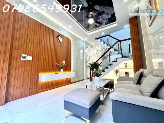 BÁN NHÀ 3 TẦNG, HẺM 2 Ô TÔ TRÁNH – CẠNH LÊ VĂN VIỆT TP. THỦ ĐỨC. 65M2 NHỈNH 6 TỶ - 1