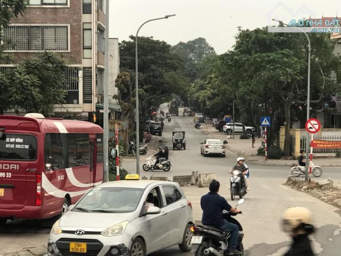 ĐẤT GIA THƯỢNG THƯỢNG THANH 110M2 MT:4,5M MẶT ĐÊ Ô TO TRÁNH DỪNG ĐỖ-SỔ ĐỎ FULL THỔ CƯ . - 1