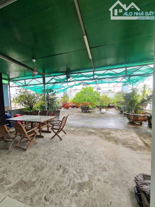 Cho thuê tòa nhà số 10 Cô Giang, Cầu Ông Lãnh, Quận 1 dt ngang 18mx72m - 1