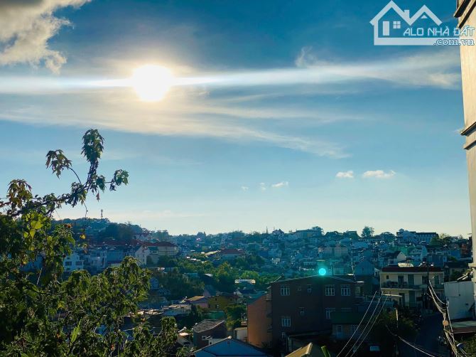 Cần bán lô đất mặt tiền tại đường Lương Thế Vinh, phường 3, thành phố Đà Lạt. - 1