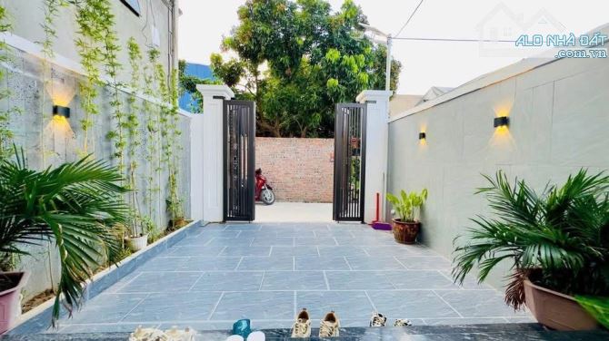 Độc lập, oto đỗ cửa,  3 tầng sân cổng xây độc lập tại Hy Tái, Hồng Thái, An Dương 🚘 vào - 1