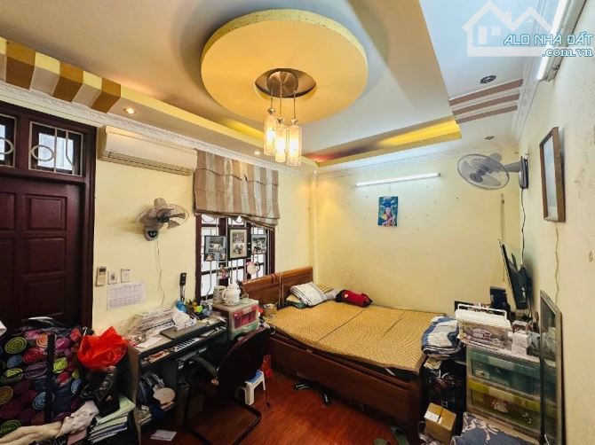 PHỐ TÂY SƠN-ĐỐNG ĐA, 30m ra mặt phố-DT 35M2-MT9M-GIÁ CHỈ 8.2 TỶ - 1