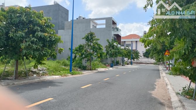 💥BÁN GẤP LÔ ĐẤT MẶT TIỀN, KTC ĐÔNG HOÀ C, NGANG 6M, QL1K, DĨ AN, CHỈ HƠN 4TỶ - 1