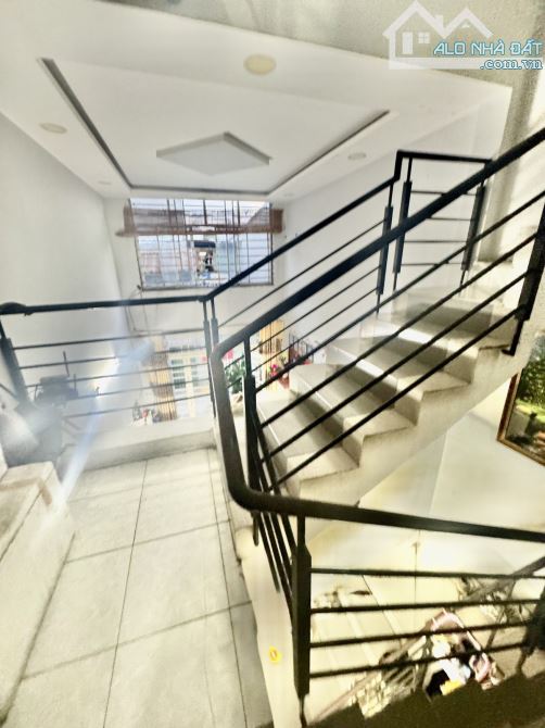 Nguyễn Vă Luông Quận 6-60m2 - 3 tầng 3PN giá chỉ nhỉnh 4 tỷ. - 1