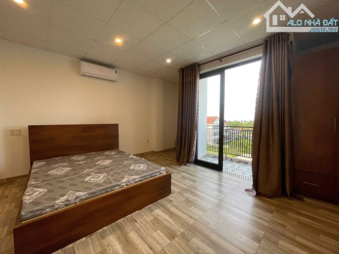 Bán tòa căn hộ 5 tầng gần bãi tắm Sơn Thủy – dòng tiền 40 triệu/tháng - 1