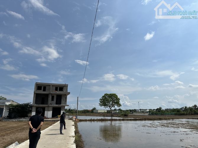 Bán 1600m2 đất lúa, hồ sơ đang lên thổ cư, Mỹ Yên, Bến Lức, Long An, gần dự án Eco Park - 1