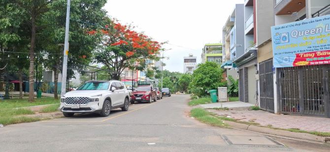 NHÀ ĐẸP 4 TẦNG SÁT MT LÊ VĂN THỊNH 80M2 GIÁ 8,7 TỶ - 1