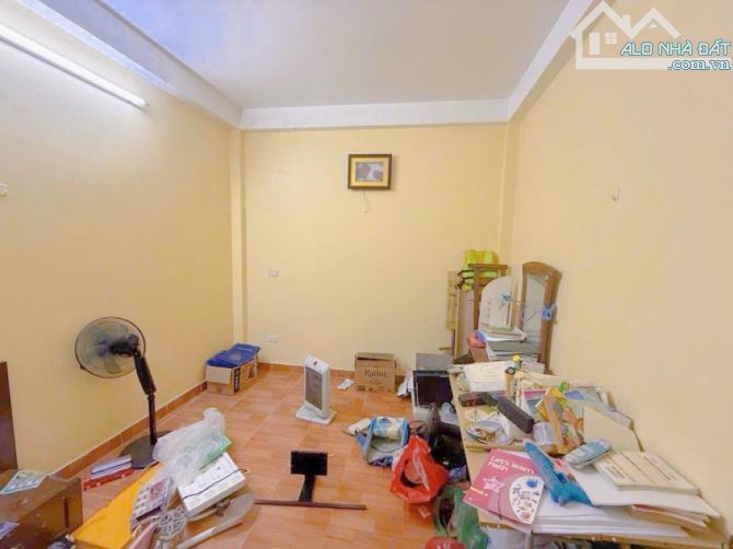BÁN NHÀ GỐC ĐỀ 56M² – 4T – NGÕ NÔNG – 2 THOÁNG – GIÁ 9.6 TỶ 💥   ---  🌟 NGÕ NÔNG – KHUNG - 1