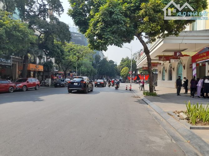 Đầu tư đẳng cấp, Bán Đất Mặt Phố Hai Bà Trưng, Hoàn Kiếm, DT 514m2 x Mặt tiền 15m, 320 Tỷ - 1