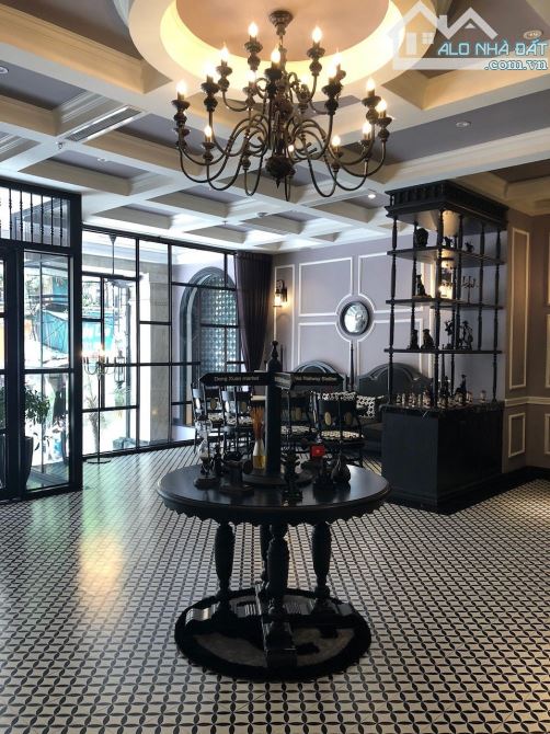 Bán Khách Sạn Mặt Phố Phố Mã Mây, Hoàn Kiếm 350m2 x 10 Tầng - 70 Phòng- MT 12m- Giá 298 Tỷ