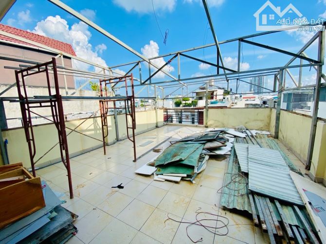 BÁN NHÀ LÊ VĂN QUỚI BÌNH TÂN 104M2 4 TẦNG 5PN NGANG 6M CHỈ 7.3 TỶ HẺM XE HƠI THÔNG - 1