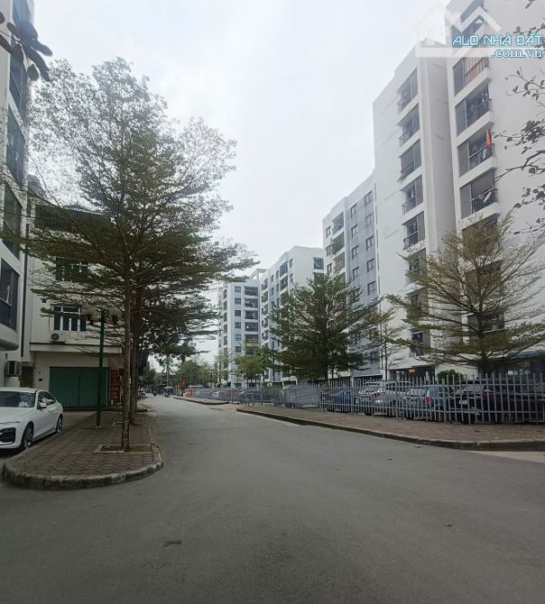 Bán đất Phân lô Quân đội Lai Xá 62 m2, 2 ô tô tránh kinh doanh, giá 8 tỷ68 - 2