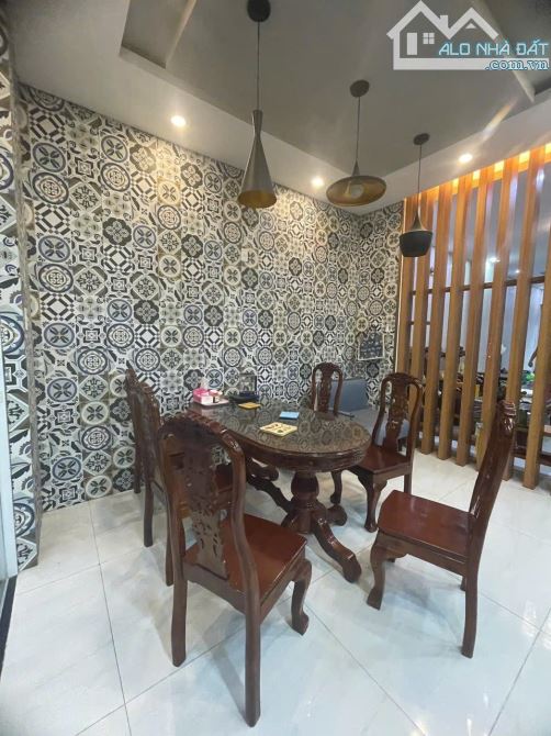 Bán Biệt Thự Khu Dân Cư Đồng Diều - 5.98m x 16.96m Nở Hậu 6m- 101.5m2- F4 Q8 - 2