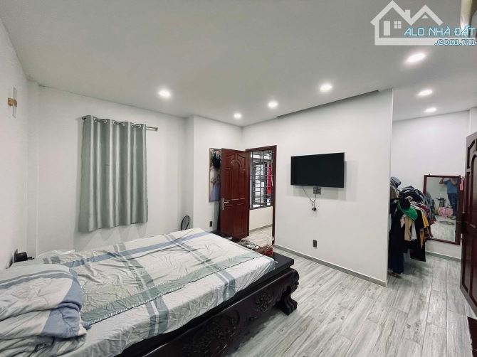 💥75M² – LÔ GÓC 2 MẶT THOÁNG – NHÀ 4 TẦNG BTCT – HUỲNH VĂN BÁNH – SÁT QUẬN 1 – NHỈNH 9 Tỷ - 2