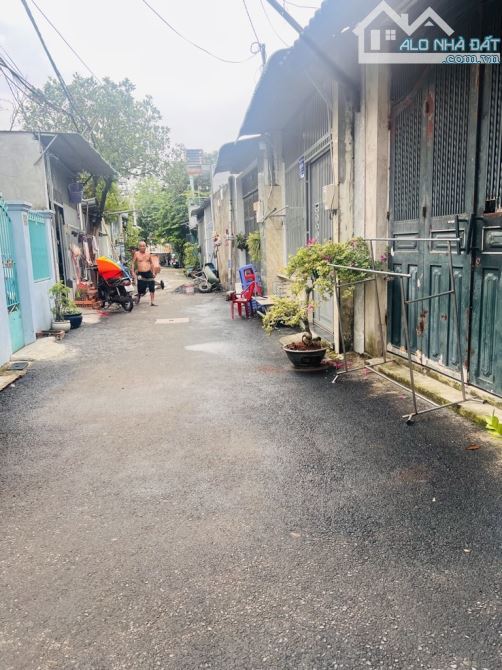 NGUYỄN THỊ THẢNH CHỈ 3,2 TỶ NGANG 5m CÓ SÂN VƯỜN - 2