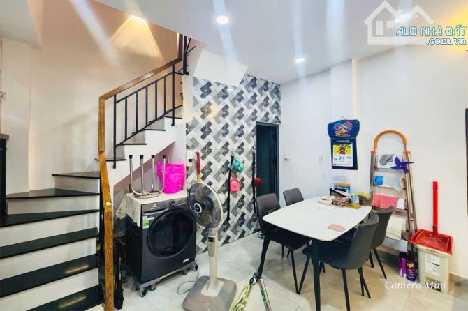 Bán nhà Duy Tân, Phú Nhuận, 4.8m x 7.2m vuông vức, 2 Tầng, hẻm thẳng - Giá 5.4 tỷ TL - 2