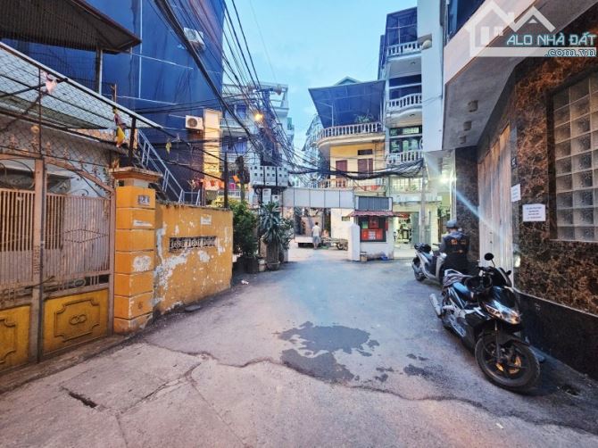 LẠC LONG QUAN – TÂY HỒ - Ô TÔ TRÁNH – 123 M2 – 2 TẦNG – MẶT TIỀN 10 M – GIÁ 30.8 TỶ. - 2