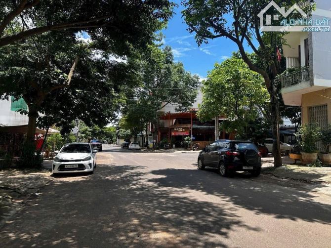 MÊ TRÔ LÝ CHÍNH THẮNG. 1 Lô Đất Siêu Đẹp   6 x 18m. Tây Bắc. Tc 100% ❌Giá: 8 tỷ 3 - 2